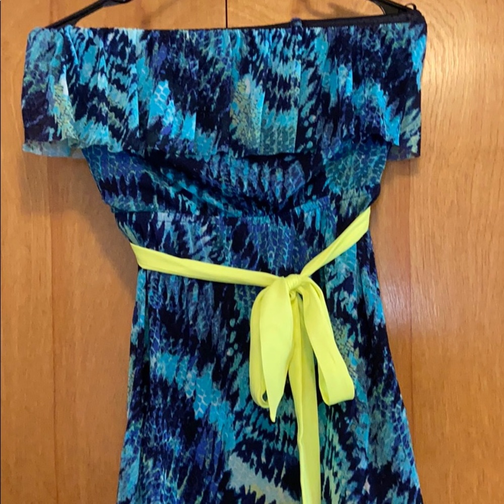 Express dress - Picture 2 of 6